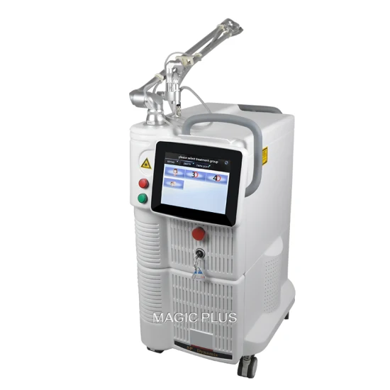 Équipement médical Pico 1060nm Photon chirurgical 4 D Laser fractionnaire Machine de CO2 de rajeunissement du vagin